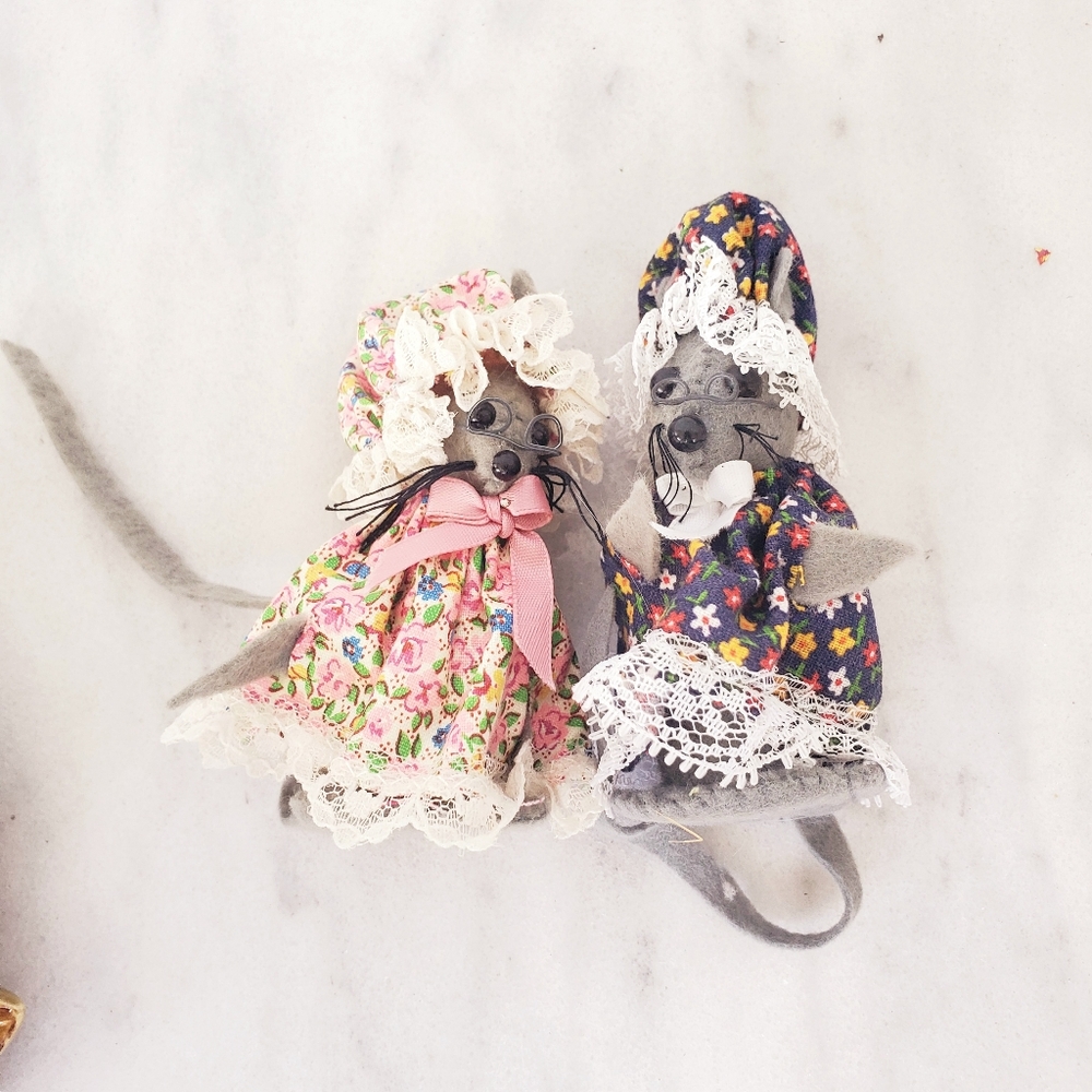 VINTAGE Handmade Felt Mouse Dolls